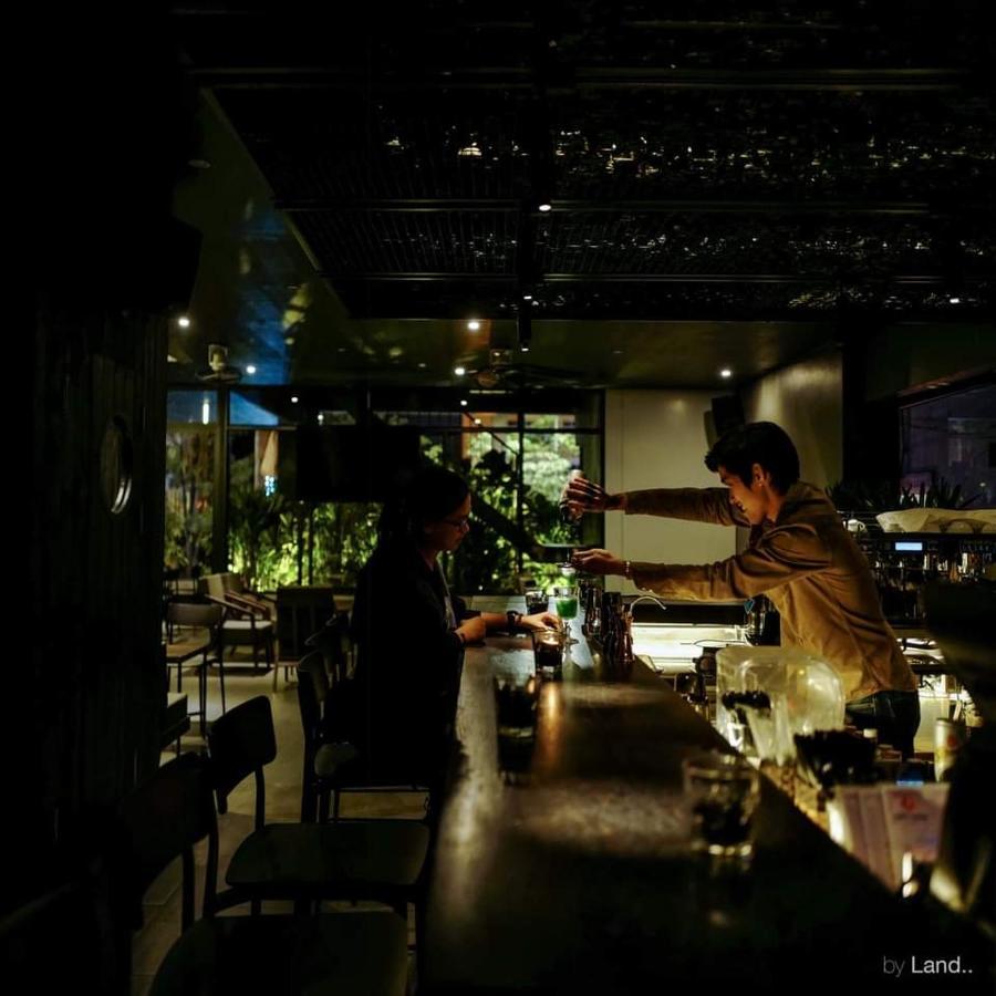 LUFFY Hotel Uong Bi Buitenkant foto