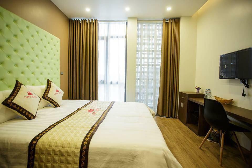 LUFFY Hotel Uong Bi Buitenkant foto